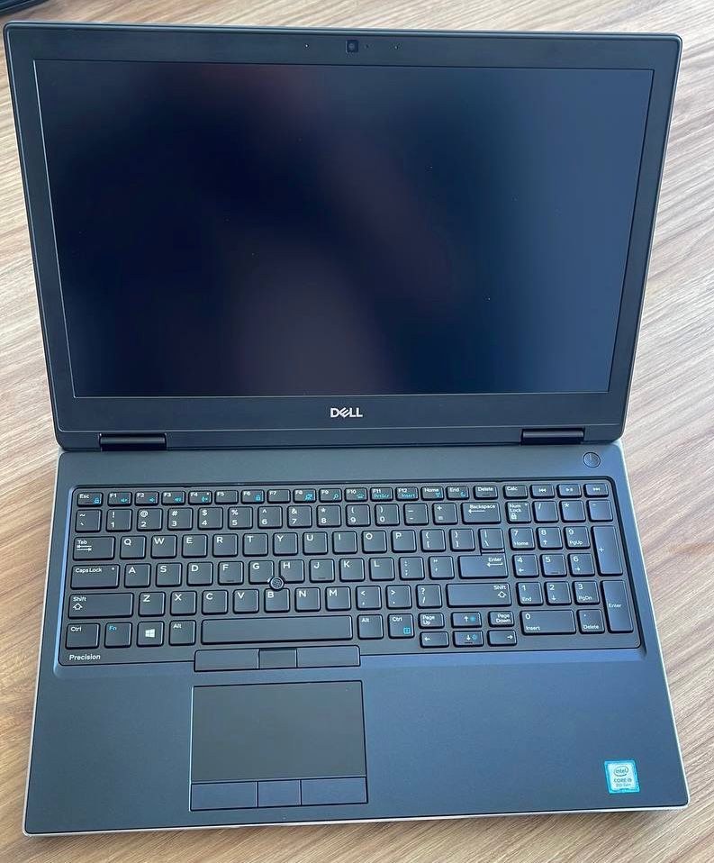 Dell Precision 7510-20-02.jpg