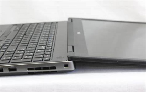 Dell Precision 7530-40-07.jpg